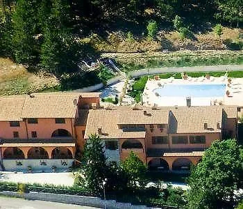 Szálloda La Fattoria San Giovanni Di Baiano